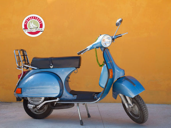 Vintage Tours vespa